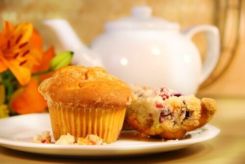 Volkoren muffins met yoghurt en sinaasappelsap
