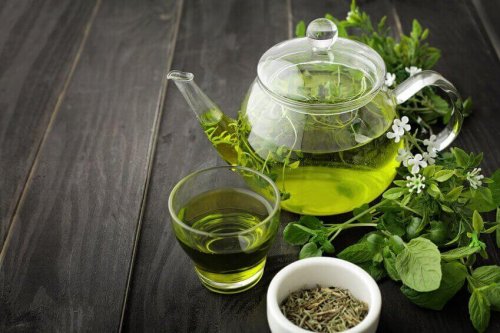 Groene thee om te helpen je spieren te vormen