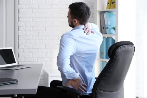 Een slechte houding kan pijnlijke schouders opleveren