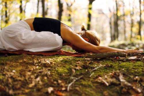 Yoga brengt mensen al vele jaren rust en ontspanning