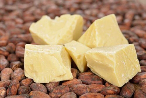 Cacaoboter met noten