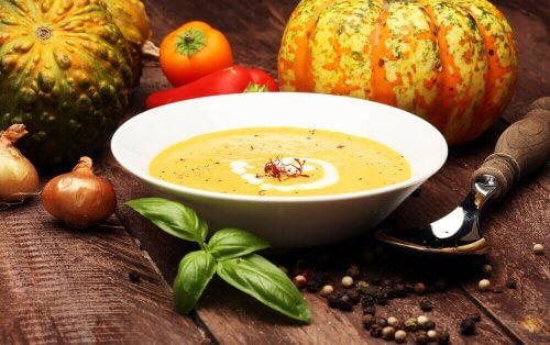 bordje met pompoencreme