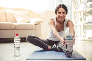 Zeven gemakkelijke oefeningen die je thuis kan uitvoeren