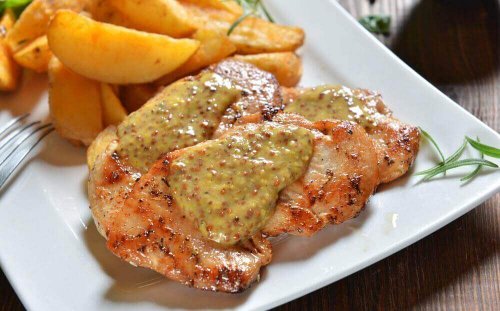 Kipfilet met vruchtensaus