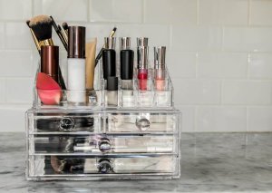 Zelfgemaakte make-up organizers