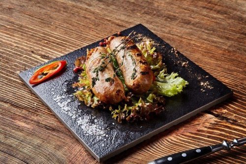 Gegrilde kip met mosterdsaus