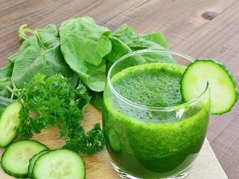 groene smoothie met komkommer