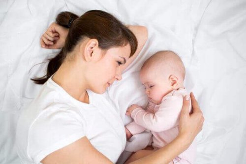 Enkele trucs om je baby te helpen om beter te slapen