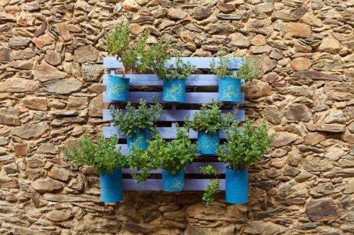 Plantenpotten van aluminium blikken