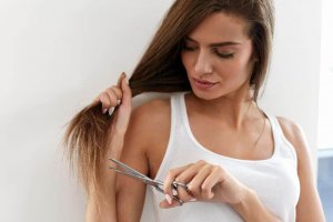 Gespleten haarpunten herstellen zonder te knippen