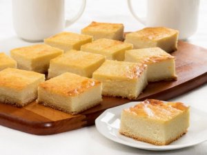 Hoe je een cottage cheesecake zonder oven maakt