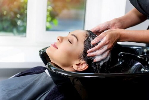 De voordelen van naar een schoonheidssalon gaan