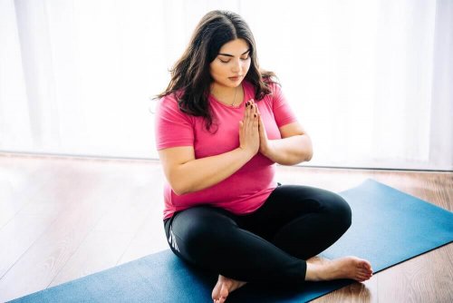 De voordelen van yoga bij overgewicht