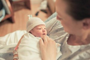 Een keizersnede of vaginale bevalling: wat is beter?