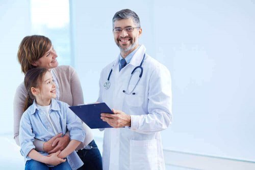 arts geeft diagnose over bedplassen bij kinderen