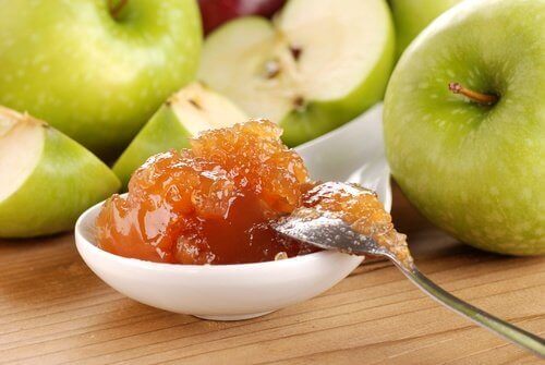 Zelfgemaakte suikervrije appeljam