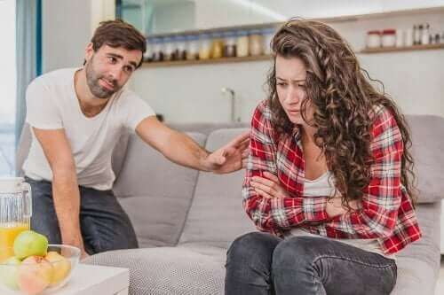 5 signalen van emotioneel misbruik in een relatie
