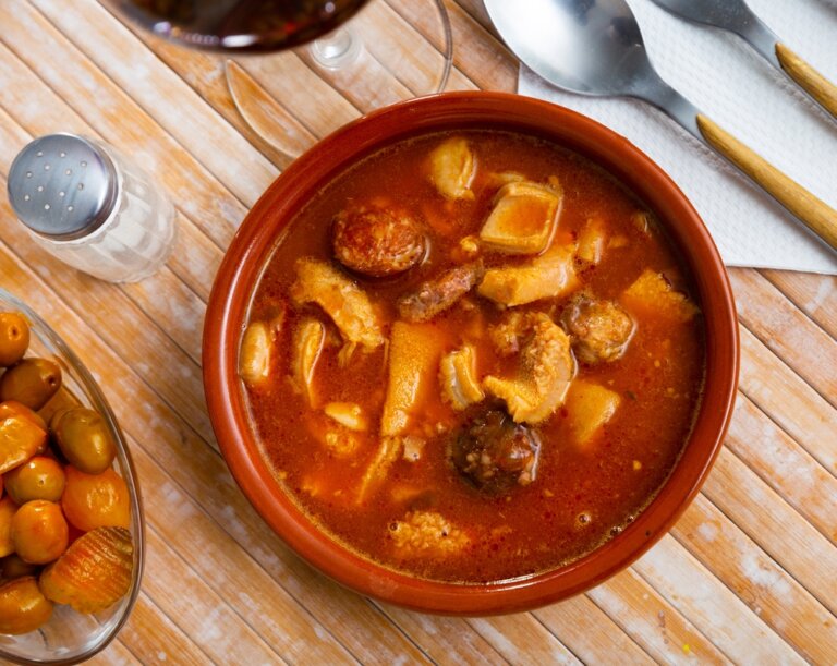 Probeer dit recept voor runderpens uit Madrid