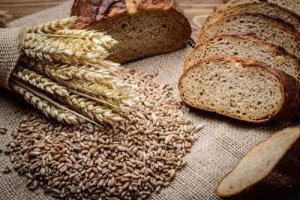 Hoe maak je zelf rogge-speltbrood?