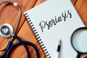 Vijf manieren om psoriasis op afstand te houden