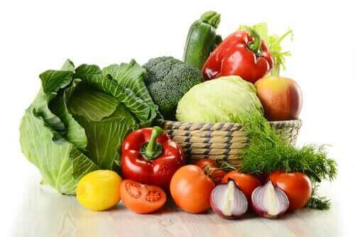 Eet groenten en fruit om te herstellen van een spierblessure 