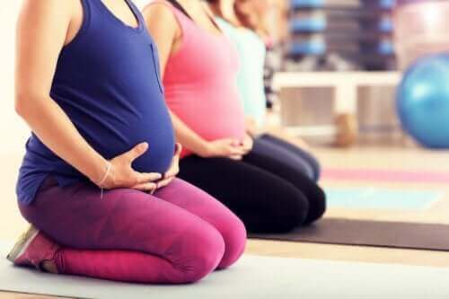 Is pilates tijdens de zwangerschap een goed idee?
