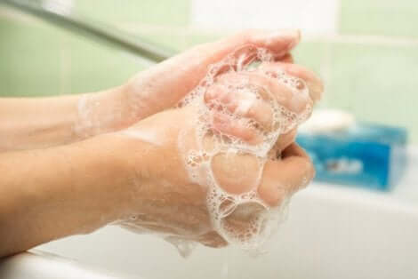 Coronavirus en je handen wassen