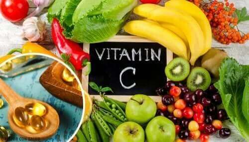 Vitamine C zit in veel groente en fruit