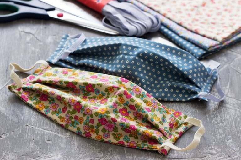 Stoffen maskers met een motief