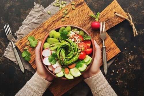 Gezonde salade zonder saus