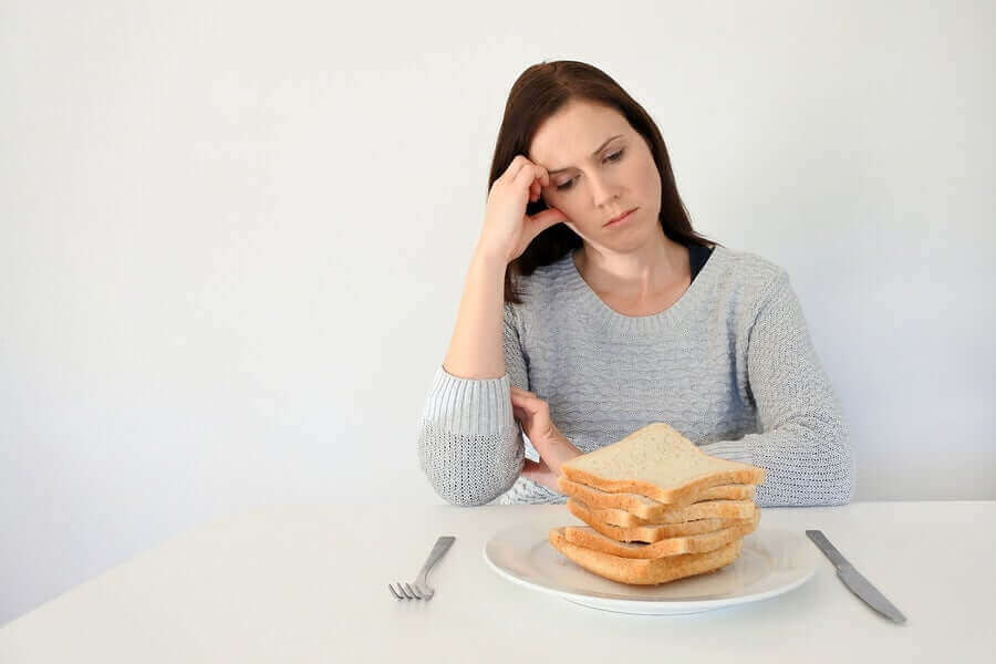 Een vrouw met glutenintolerantie