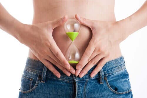 Iemand met een zandloper