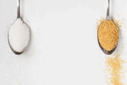 Is bruine suiker beter dan witte suiker?