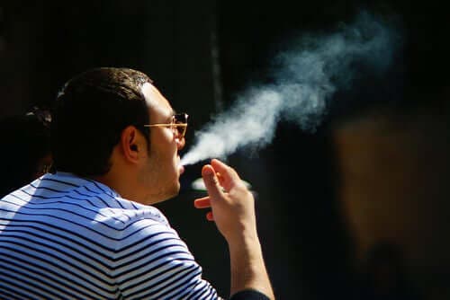 Hoe beïnvloedt tabak de huid