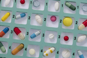 Waarom niet aan zelfmedicatie met antibiotica doen?