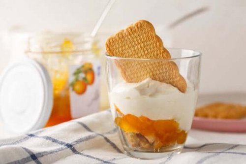 Cheesecake met koek als topping