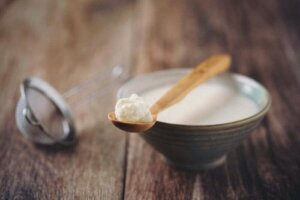 Wat is waterkefir? Voordelen, gebruik en een recept