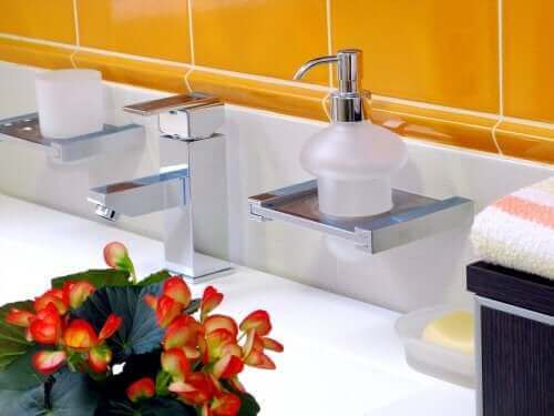 Begonia's in een badkamer