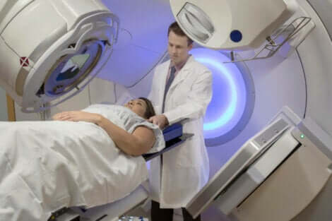 Een patiënt die radiotherapie krijgt