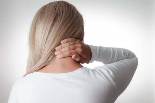 Wereld Meningitis Dag om mensen te informeren over symptomen zoals nekklachten