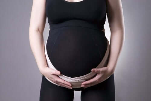 Voordelen van een buikband tijdens de zwangerschap