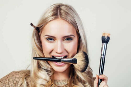 Make-up artikelen moet je goed schoonhouden
