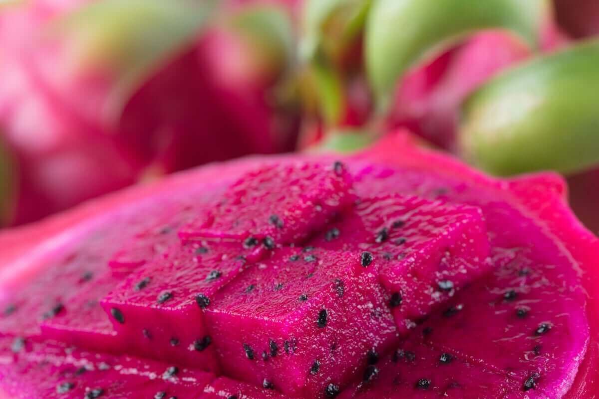 Blokjes drakenfruit