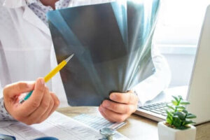 Alles wat je over beenmergoedeem moet weten