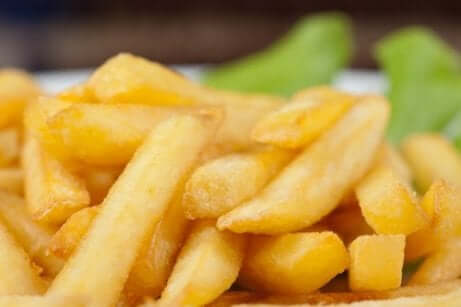 Heerlijke knapperige frietjes om zelf te maken