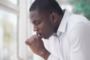 Wat betekent een hoest met groen slijm?