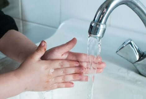 Handen wassen