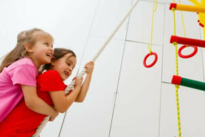 Crossfit-oefeningen voor kinderen: ontdek de voordelen