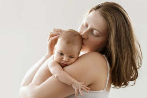 Huid-op-huidcontact is essentieel na de bevalling