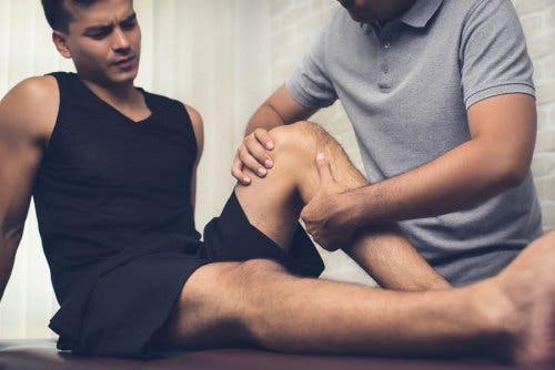 Rekoefeningen doen bij een liesblessure helpt